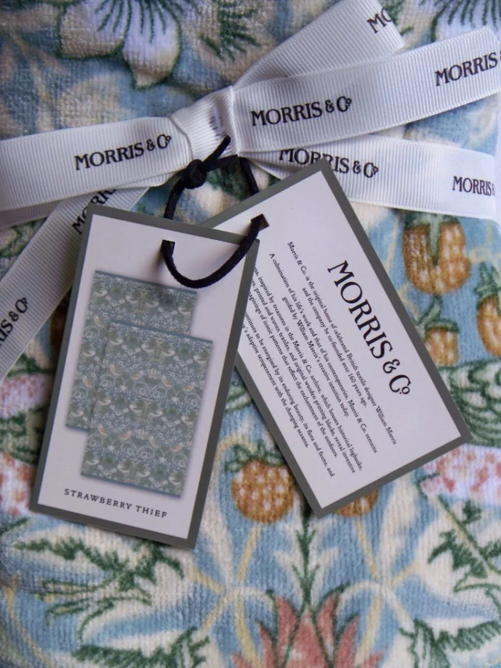 Morris & Co.  STRAWBERRY THIEF 4 Pc Bath Towel Set 2 Bath 2 Hand Cotton NWT